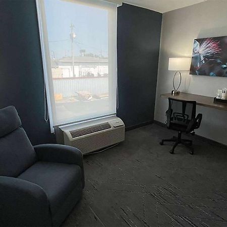 Days Inn & Suites By Wyndham Springfield Oh Экстерьер фото